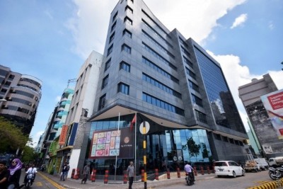 ބޭނުން ކުރެވޭ ރިޒާވް ހައްތަހާ ދަށަށް، އެއް މިލިއަން ޑޮލަރު މަދުވެއްޖެ