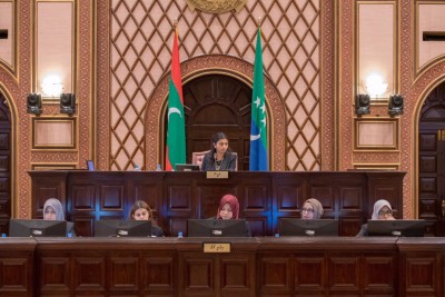 މަޖިލީހުގެ ރިޔާސަތުން އަންހެނުންގެ "ބާރު"