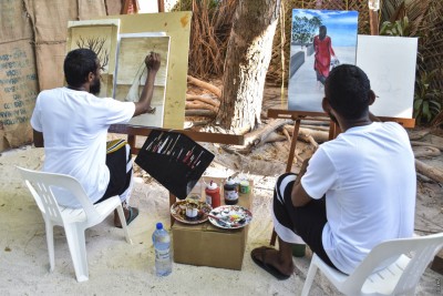 އެއްވެސް ގައިދީއެއްގެ ބޯ ނުބާލަން: ކަރެކްޝަންސް