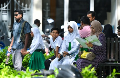 ކިޔެވުން އޮންލައިންކޮށް، އެކަމަކު އިންޓަނެޓަކަށް ނުވަދެވޭ