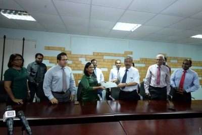 ދަނޑުވެރިކަން ކުރިއެރުވުމަށް އުމަރުމަނިކު ފައުންޑޭޝަނުން އެހީވަނީ