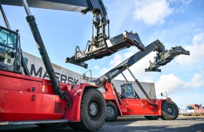 މުދާ ބޭރުކުރުން އަވަސްކުރަން އެމްޕީއެލުން އާ ވެހިކަލްތަކެއް ގެނެސްފި