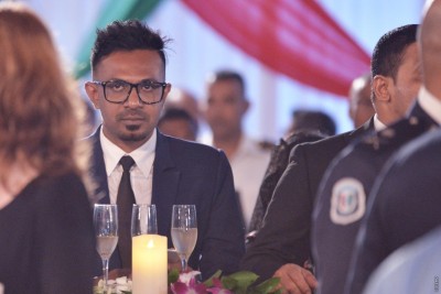 "ލީނާ" ބޮއިކޮޓް ކުރަން ގޮވާލަނީ، މުއާ ބުނަނީ "އަންޑަސްޓޭންޑިން"އެއް އޮތް ކަމަށް