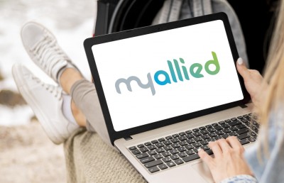 ވެހިކަލް އިންޝުއަރެންސަށް އޮންލައިންކޮށް ހުށަހެޅޭނެ ގޮތް އެލައިޑުން ހަދައިފި، ފުރަތަމަ 100 މީހުންނަށް ހެލްމެޓެއް