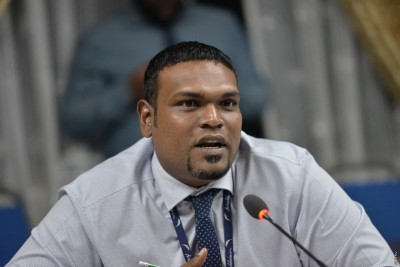 ޕީޕީއެމް އޮފީހުގައި މޯލްޑިވިއަންގެ ޑެސްކެއް ބެހެއްޓި: ރިޒްވީ