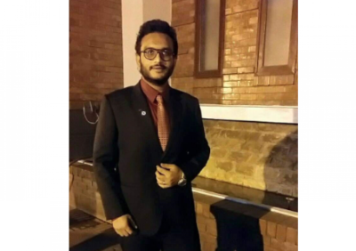 ޑރ. ހިޝާމްގެ ފުރަތަމަ ޕޭޝަންޓު ލިބުނީ ފްލައިޓެއްގެ މަތިން!