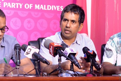 ކޮތަރު ކޮއްޓޭ ކިޔައިގެން ބިރުދައްކަނީ މާލޭގެ ކުލީގެ އަގު ވެއްޓިދާނެތީ: ސައީދު