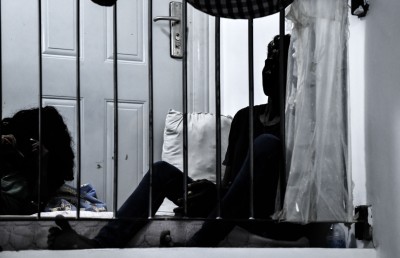 ރަށުތެރޭ އާންމުކޮށް ކުށްކުރާ ޑްރަގް އެޑިކްޓުން ބަންދުކުރަން އޮޕަރޭޝަނެއް