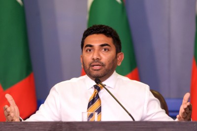 ހެލްތު މިނިސްޓަރު އަމީން މަޖިލީހަށް ހާޒިރުކުރަނީ
