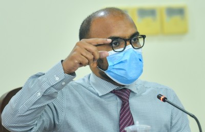 ވެންޓިލޭޓަރުތައް ނުލިބިއްޖެ ނަމަ ފައިސާ ހޯދާނެ: އަމީރު