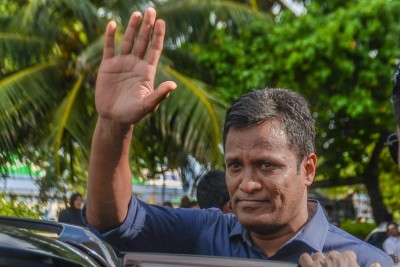 ވިއްސާރަވެ، އުމަރުގެ އެއްވުން އަނެއްކާވެސް ފަސްކޮށްފި