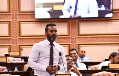 އިންޑިއާ ކަނޑުގައި ބޮޑު ދާ އެޅުން ހުއްޓުވާ ގަރާރު މަޖިލީހަށް ބަލައިގެންފި