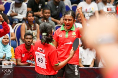 ޓީޓީގެ އަންހެން ދެ ޕެއާ ވެސް ޑަބަލްސްގެ ސެމީ ފައިނަލަށް