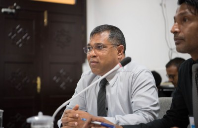 ޝަރީފް ދެއްވީ ދޮގު މައުލޫމާތުކަން ރިޔާސީ ކޮމިޝަނުންވެސް މަޖިލީހަށް އަންގައިިފި