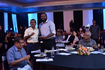 ފަތުރުވެރިކަމުގެ ދާއިރާގައި މަސައްކަތް ކުރާ މީހުންގެ ދަފްތަރު އިފްތިތާހް ކޮށްފި