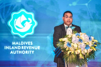 މީރާގެ ވެރިޔާގެ ދައުރު ފަސްއަހަރަށް ހަދައި ވަކިކުރުމުގެ ބާރު މަޖިލީހަށް