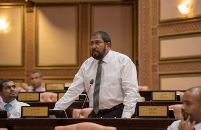 މުސާރައާ އެކު ސާވިސް ޗާޖު ދިނުމަށް ހުރި ދަތިތައް ބަލަން ޖެހޭ: ގާސިމް