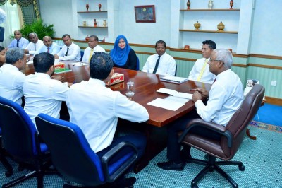 އައްޑޫގެ ވިޔަފާރިވެރިން ތިބެންވީ މާލެއަކު ނޫން!