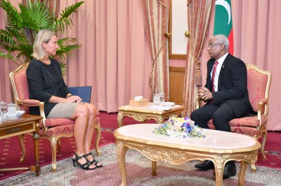 މޮގްރެނީ ރައީސްއާ ބައްދަލު ކުރައްވައިފި