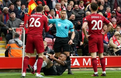 ލިވަޕޫލް ކުޅުންތެރިޔަކަށް ލައިންސްމަން ހަމަލާދީފި