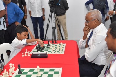 އެކެޑެމީ ހެދިފައި އޮންނަތާ 12 އަހަރު ފަހުން ރާޒުވާއަށް ބޯހިޔާވަހިކަމެއް ލިބިއްޖެ