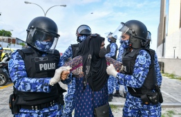 ސައިކަލު ބުރުން 41 މީހަކު ފުލުހުންގެ ބެލުމުގެ ދަށަށް