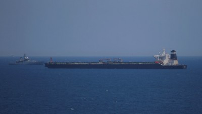 އިރާންގެ ޓޭންކަރުގެ ކެޕްޓަނަށް އެމެރިކާއިން 15 މިލިއަން ޑޮލަރުގެ ރިޝްވަތު ހުށަހެޅި