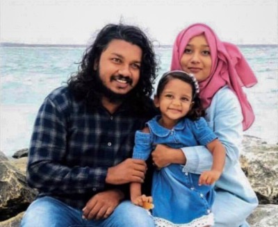 ބައްޕަ ދެކިލަން ދެމައިން ފެށި ދަތުރު، ހަޔާތުގެ ފަހު ދަތުރަށް