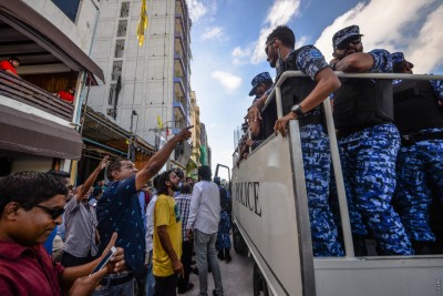 ފުލުހުން ތަހުގީގުތައް ހިންގަންވީ ގޮތުގެ ގަވާއިދަށް އަމަލު ކުރަން ފަށައިފި