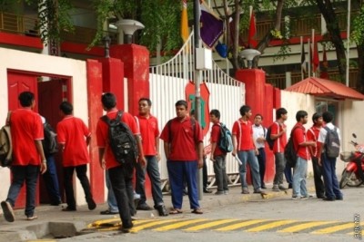 ދުމުގެ އަސަރު ކުރާތީ މަޖީދިއްޔާ ސްކޫލުގެ ކިޔެވުން ބަންދުކޮށްފި