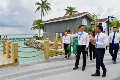 މަގުބޫލު ބްރޭންޑްތަކާ އެކު ކްރޮސްރޯޑް ދިވެހިންނަށް ހުޅުވާލައިފި