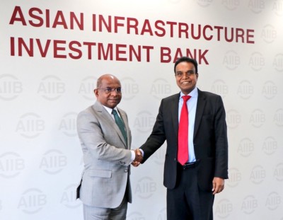 މިނިސްޓަރު ޝާހިދު އޭއައިއައިބީގެ ނައިބު ރައީސްއާ ބައްދަލުކުރައްވައިފި