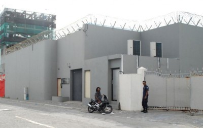 މާލޭ ޖަލުގައި ގައިދީން ބޭތިއްބީ ކަނޑުގަދަވުމުން: ކަރެކްޝަންސް