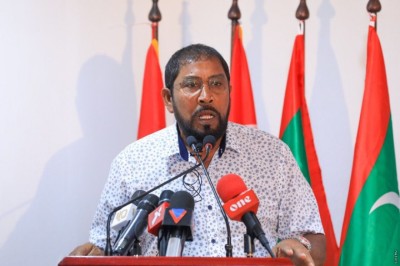 ސަރުކާރު ވައްޓައެއްވެސް ނުލެވޭނެ، ބަރުލަމާނީ ނިޒާމްވެސް ނުގެނެވޭނެ: ގާސިމް