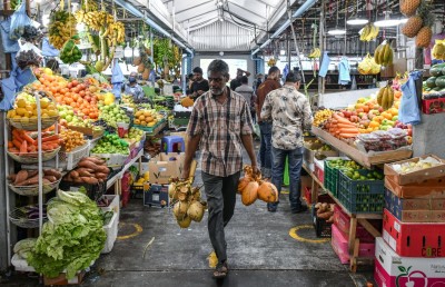 ނަޝީދުގެ ގެކޮޅާ އިންވެގެން ވަގުތީ މާރުކޭޓް ހަދަނީ