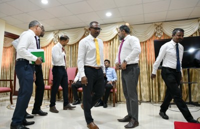 އެޓާނީ ޖެނެރަލް ރިފްއަތުގެ އިތުބާރު ނެތް ކަމުގެ މައްސަލަ ހުށަހަޅައިފި