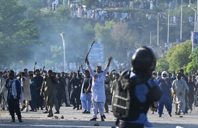 ޕާކިސްތާނުގެ އިދިކޮޅު ލީޑަރުން ހައްޔަރުކުރަނީ