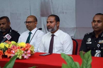 ޖަލަށް މަނާ އެއްޗެއް ވައްދަން އެހީވާ އޮފިސަރުން ބަލައެއް ނުގަންނާނެ: އިމްރާން