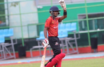 ކްރިކެޓްގެ ގިނަ ރެކޯޑްތަކެއް ހެދުމުގެ އަޒުމުގައި މި ދެ ތަރިން