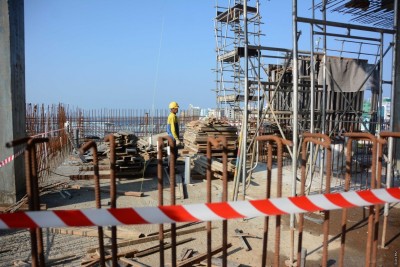 ކޮލަމް ފޮޅުވަތް: އަނދިރި އިގްތިސާދު ބަންދު ވެއްޖެ! ވޭން ބޮޑުވާނެ!