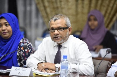 ބްރޯޑްކޮމްގެ ރައީސް ޝަހީބު ކޮމިޝަނުން އިސްތިއުފާ ދެއްވައިފި