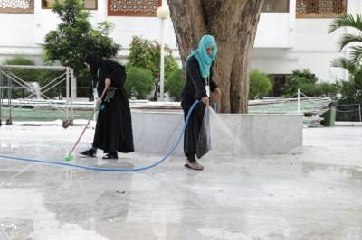 އިސްލާމީ މަރުކަޒުގެ މަސައްކަތު މީހުން ކިޔަވަން ފޮނުވައި ވެރިން މިސްކިތް ސާފުކުރަން