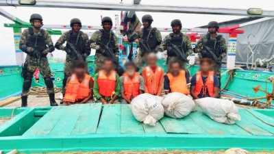 ބޭރު ބޯޓުން ފެނުނީ ތިން ގޯނި ޑްރަގް، ބަރުދަނުގައި 70 ކިލޯ