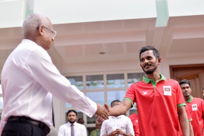 ރިޒޭގެ ފަހަތުން ސެންޓޭ ވެސް ކުށް ގަބޫލުކޮށް މާފަށް އެދެފި