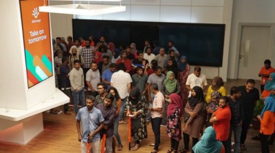 ދިރާގުން އައިފޯން 11 ލޯންޗްކޮށްފި