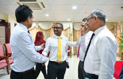 އެމްޑީޕީން އަޅުގަނޑު ވަތްކެއް ނުވޭ: އާޒިމް