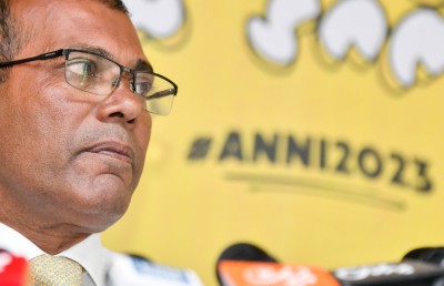 ނަޝީދު، އާ ޕާޓީއެއް އުފައްދަވައި ސިޔާސީ ހަރަކާތް ފުޅާކުރައްވަނީ