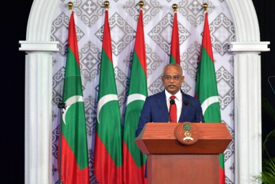 ރައީސް ސިޔާސީ މީހުންނަށް: ރައްޔިތުންނަށް ހަމަޖެހިލައިގެން އުޅެން ފުރުސަތު ދެވެން ނެތީތޯ؟