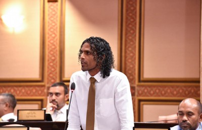އިންކަމް ޓެކްސްގެ ބިލް ހުށަހެޅީ ވައްކަން ހުއްޓުވަން: ޔައުގޫބް