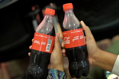 ކޮކާ ކޯލާގެ ލަވަ މިފަހަރު ދިވެހީން!